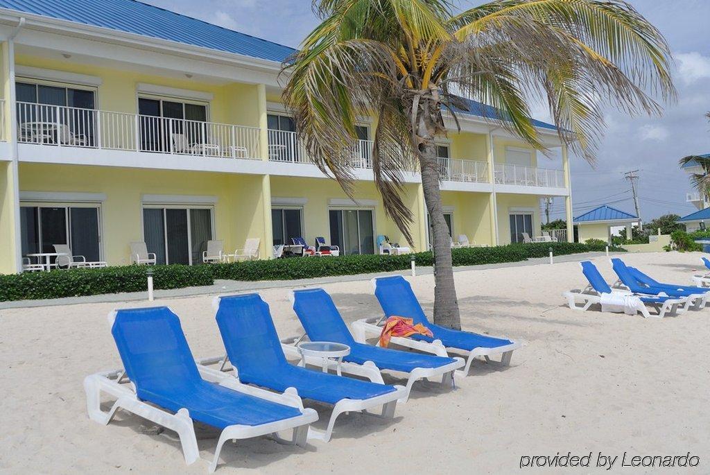 Castaways Cayman Beach Resort Grand Cayman Exterior photo